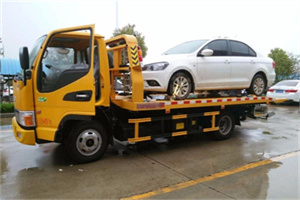 滑县附近拖车救援24小时服务热线